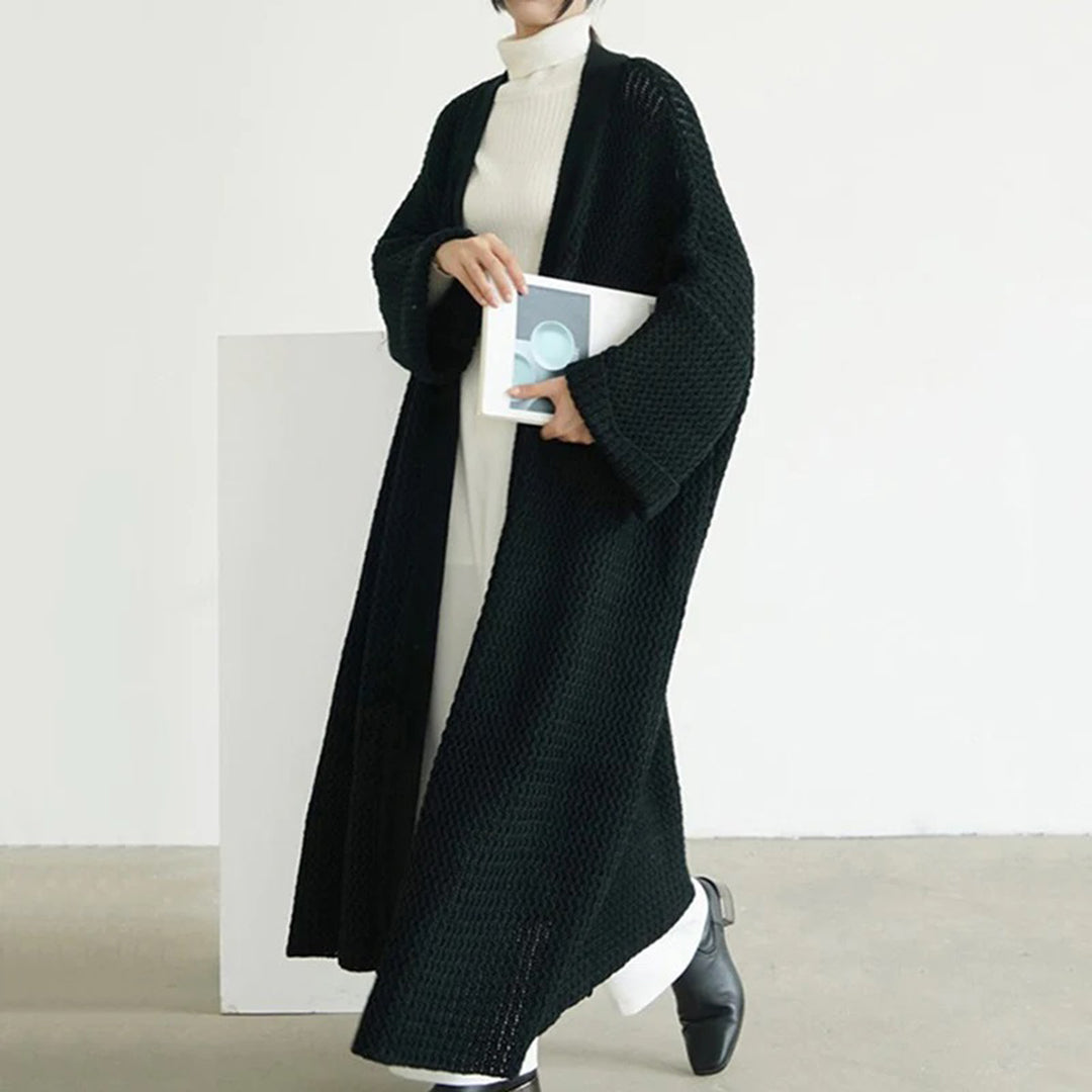 Große, modische Strickjacke – Erna