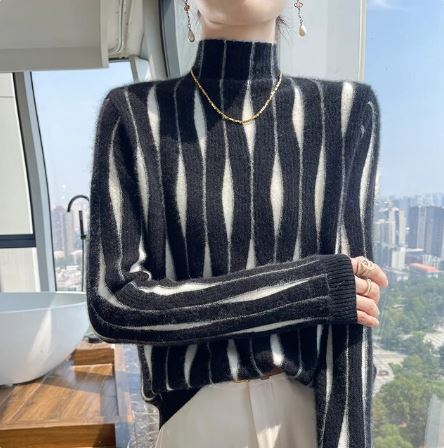 Antonia Pullover: Halbhoher Ausschnitt