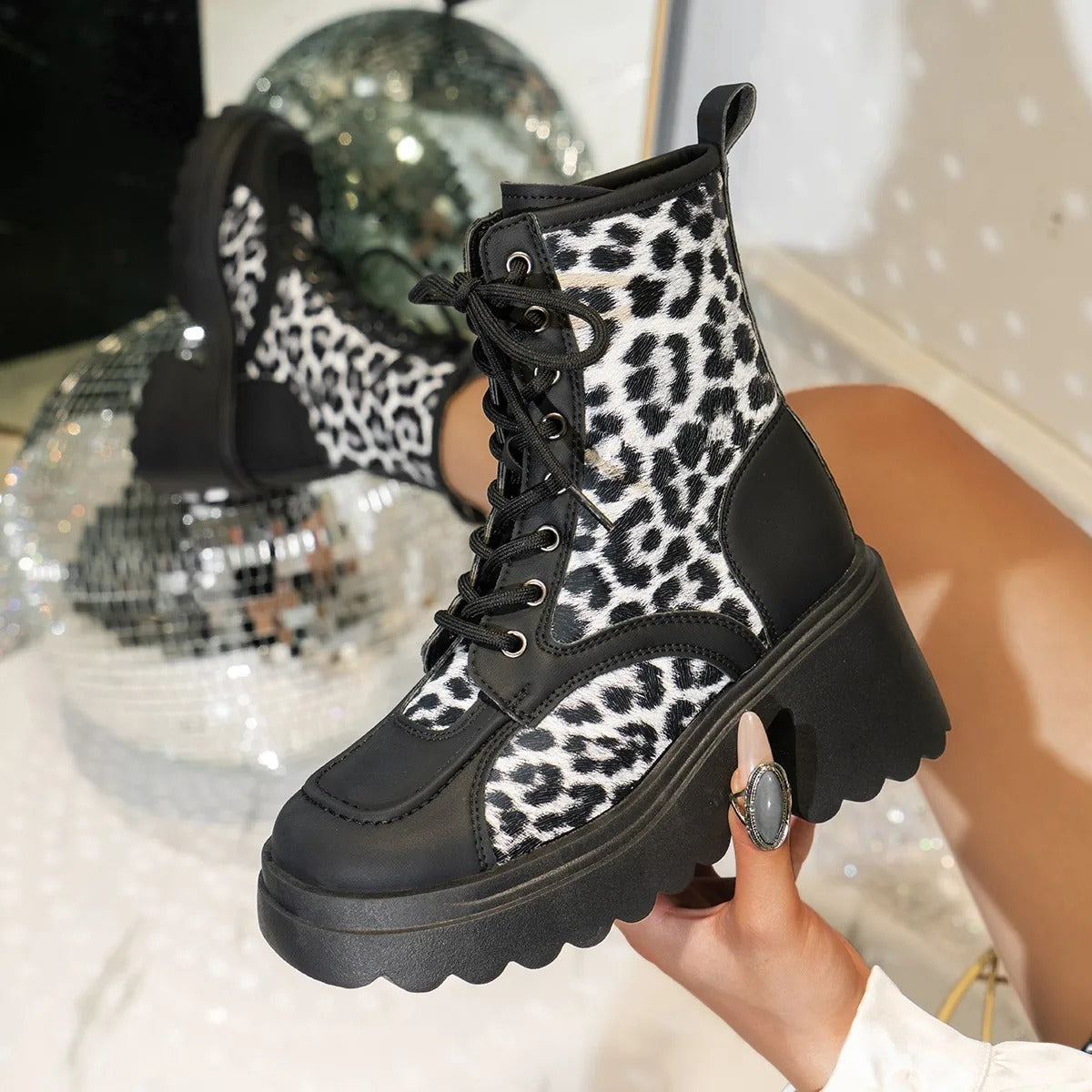 Krohn-e | Leopardenmuster Modestiefel für Frauen