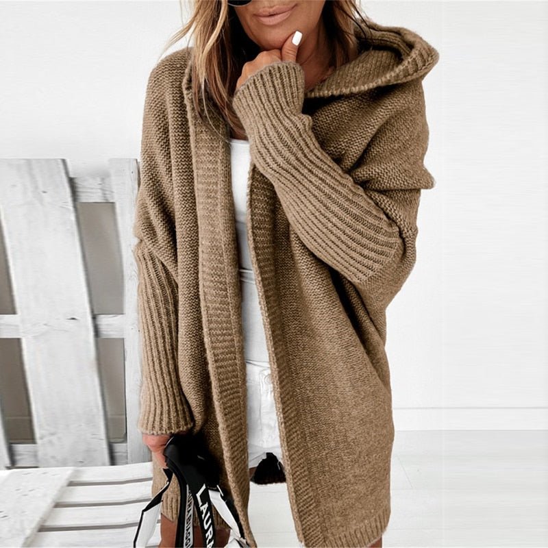 Sarina: Weiche Damen-Strickjacke mit Kapuze