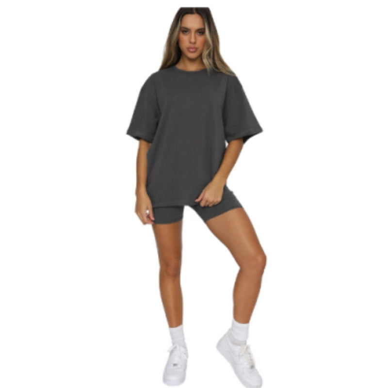 Damen Shorts-Set mit Oversize-Shirt von Dara – lässiger Style