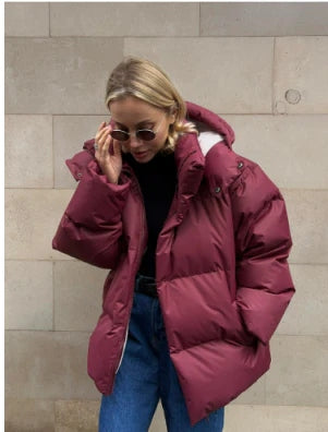 Kurze Damenjacke Larina mit Kapuze