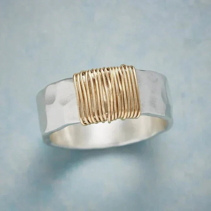 KROHN-E Damen Vintage-Ring Goldfaden Design