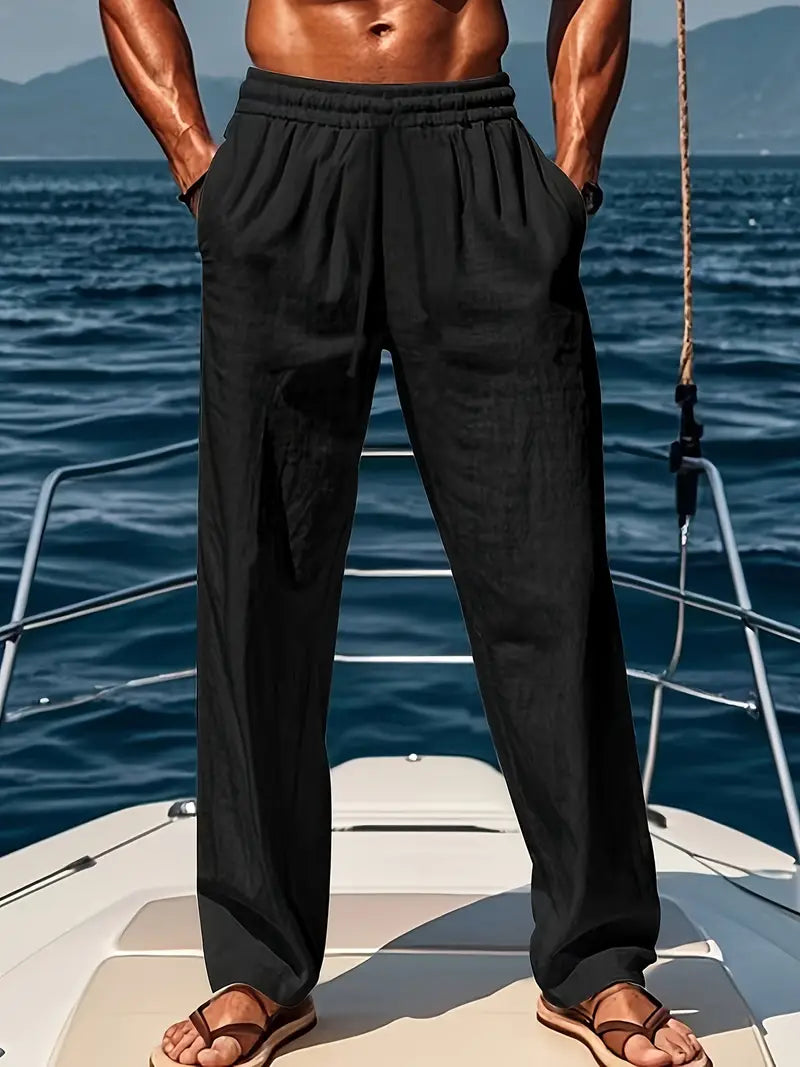 Leichte, weite Herren-Leinenhose im klassischen Stil für den Sommer