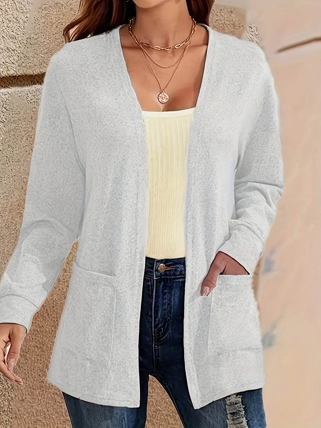 Klassische Dagmar® Strickjacke mit Taschen